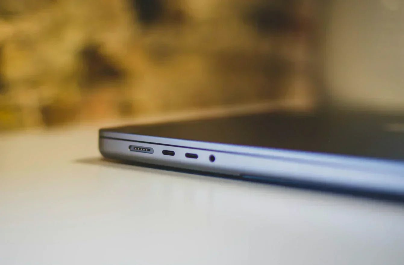 Kann ein Thunderbolt-4-Laptop ein Thunderbolt-5-Dock nutzen?