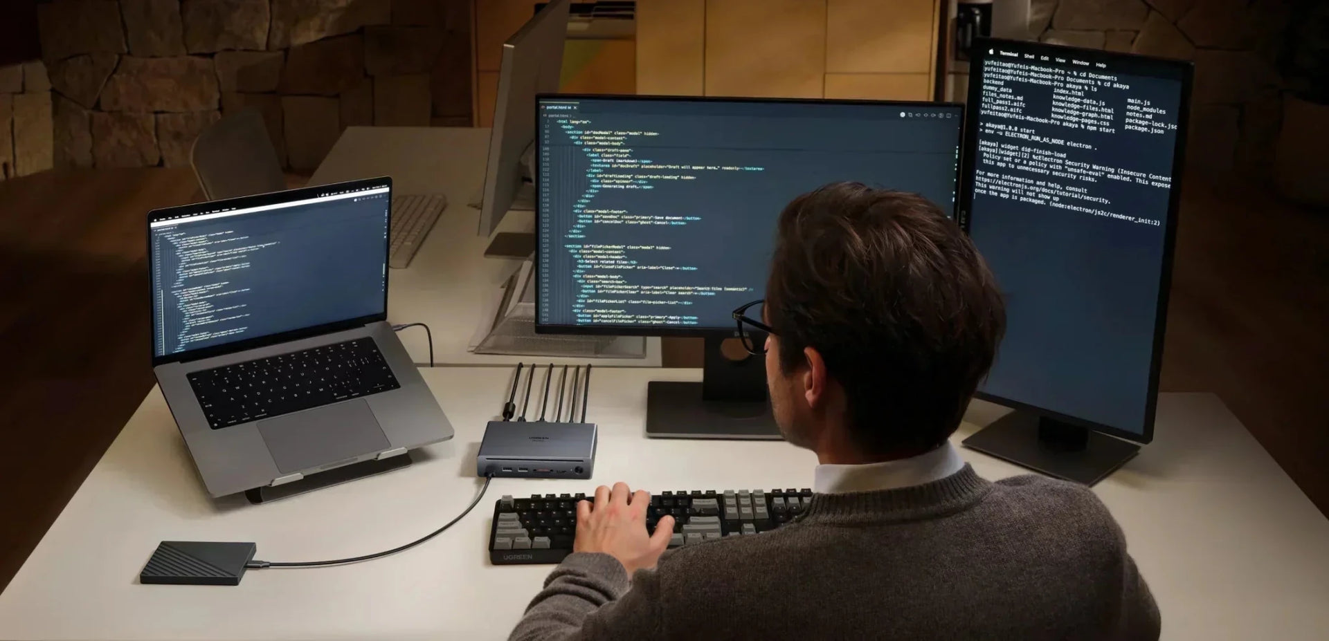 Stabiles Desk-Setup: So vermeidest du Produktivitätsverluste durch Verbindungsabbrüche, Bildschirmflackern und erneutes Verbinden