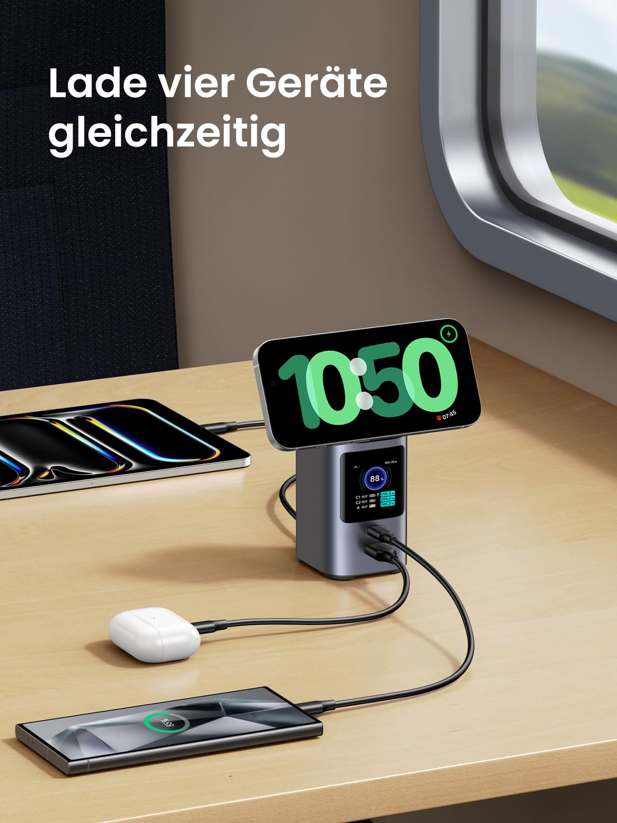 UGREEN Nexode PowerBank (20000mAh, 145W, mit magnetischem Ladepanel) kann bis zu vier Geräte gleichzeitig laden und bietet leistungsstarke Multi-Device-Schnellladung für maximale Effizienz.